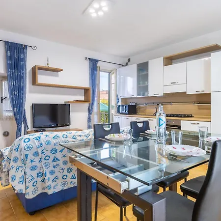 Hostdomus - Casa Floris *