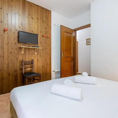 Appartement Hostdomus - Casa Floris Alassio